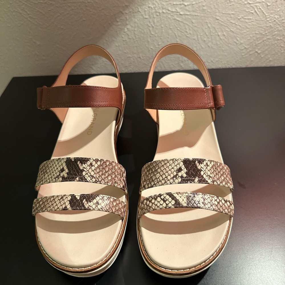 Cole Haan OG Peyton Platform Sandals – White, Brown, & Snakeskin – Like New 🤎